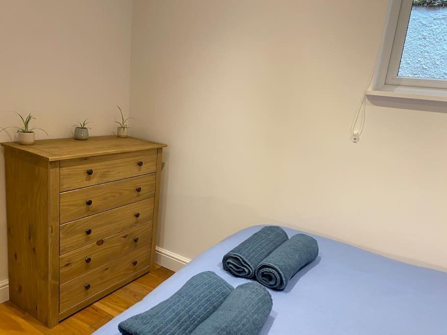 Ashcroft Apartment - Small Home Away From Home Ашбертон Экстерьер фото